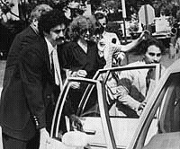 Mary Sue Hubbard leaving court